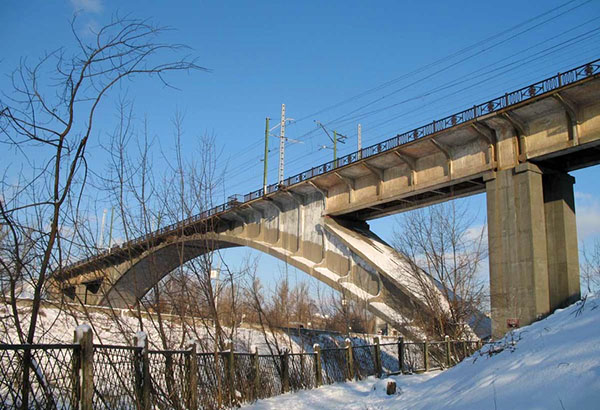 Канал имени Москвы шлюз 8 мост Бачелиса зимой