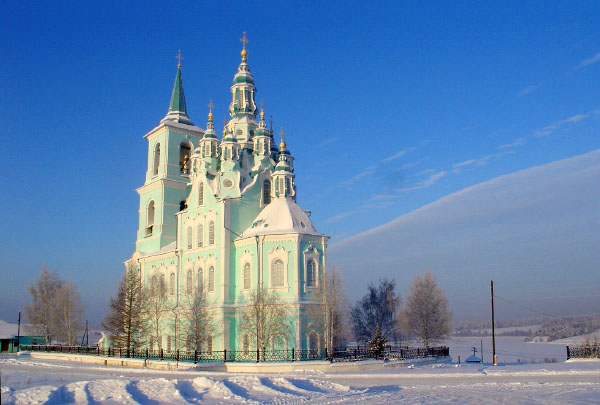 Нижняя Синячиха храм зима Свердловская область