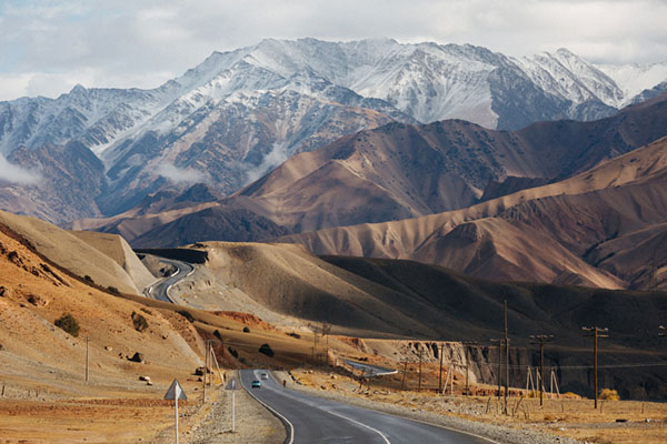 Туры в Киргизию осенью каньон Сказка