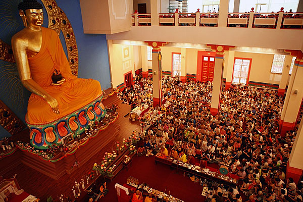 Туры в Элисту достопримечательности Калмыкии Новый хурул Гол-сюме Золотая обитель будды Шакьямуни самая большая статуя Будды Элиста